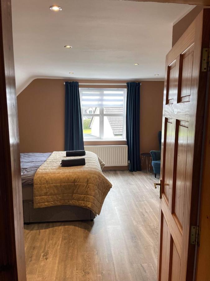 Wind Rose Rooms Ballycastle Exterior photo
